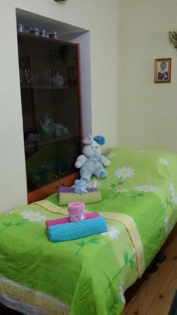 Apartment In Tbilisi Center Isk Home Стая снимка