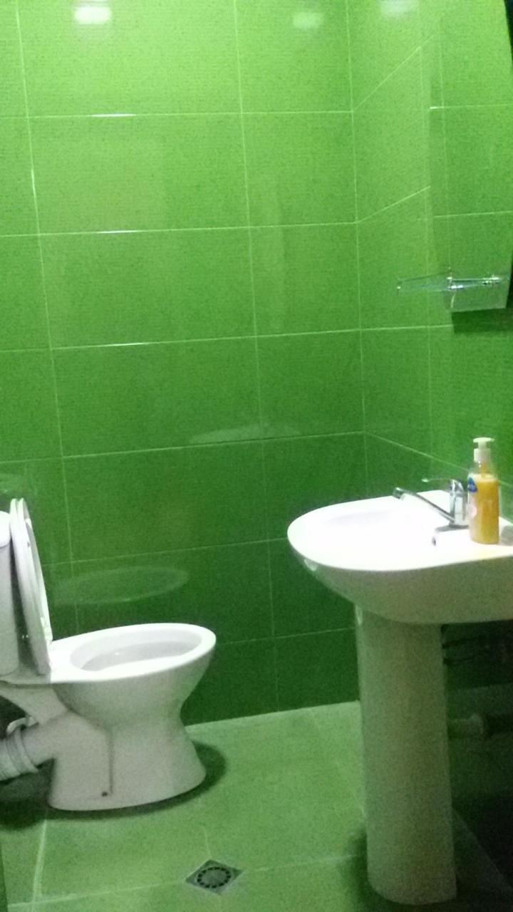 Apartment In Tbilisi Center Isk Home Екстериор снимка